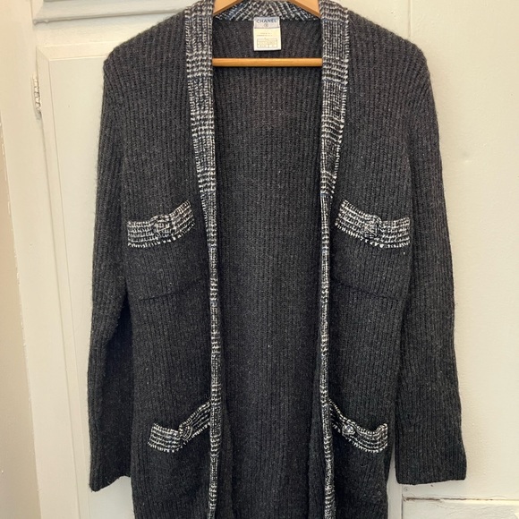 Vintage CHANEL Cardigan